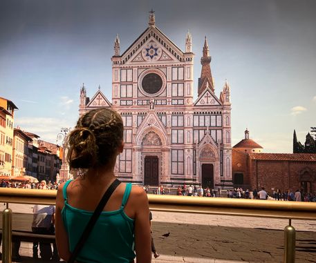 Überall hängen wunderschöne Bilder aus Florenz